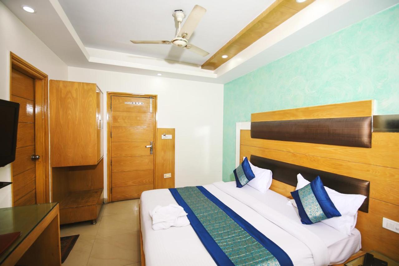 Hotel Lav Kush Deluxe " 3 Min Walking From New Delhi Railway Station " Exterior photo